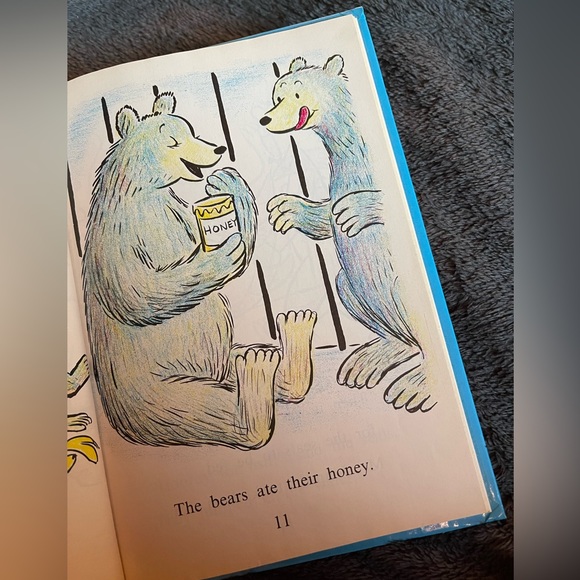 Children Hardcover Book- An I Can Read Book: Sammy the Seal - Picture 4 of 6